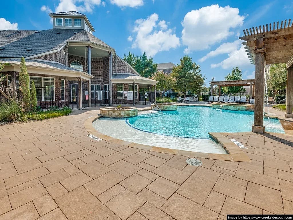 Creekside South
