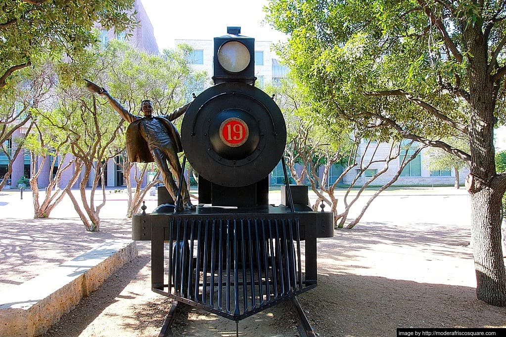 Modera Frisco Square